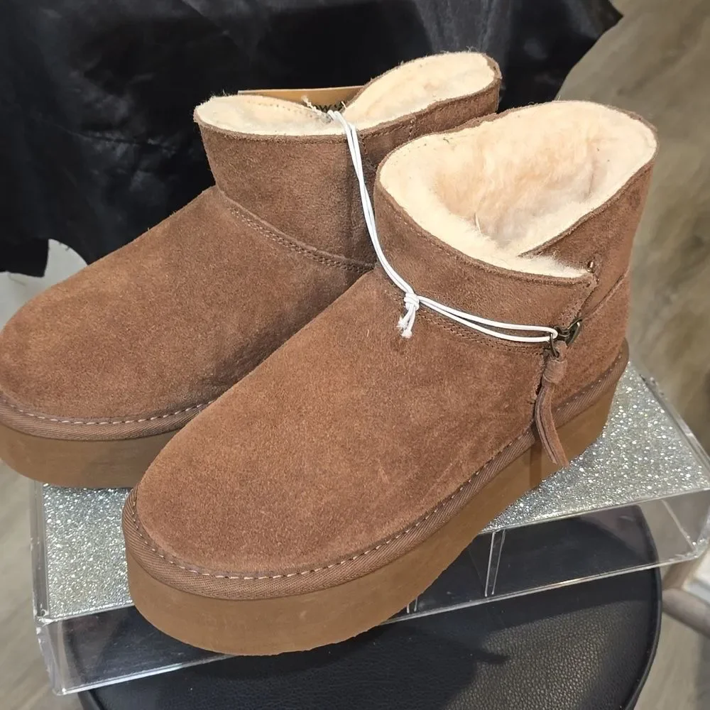 BearPaw warm suede
